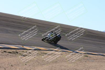 media/Dec-06-2024-CVMA Friday Practice (Fri) [[e1d1c5d4fc]]/4-Group 4 and Trackday/Session 5 (Bowl)/